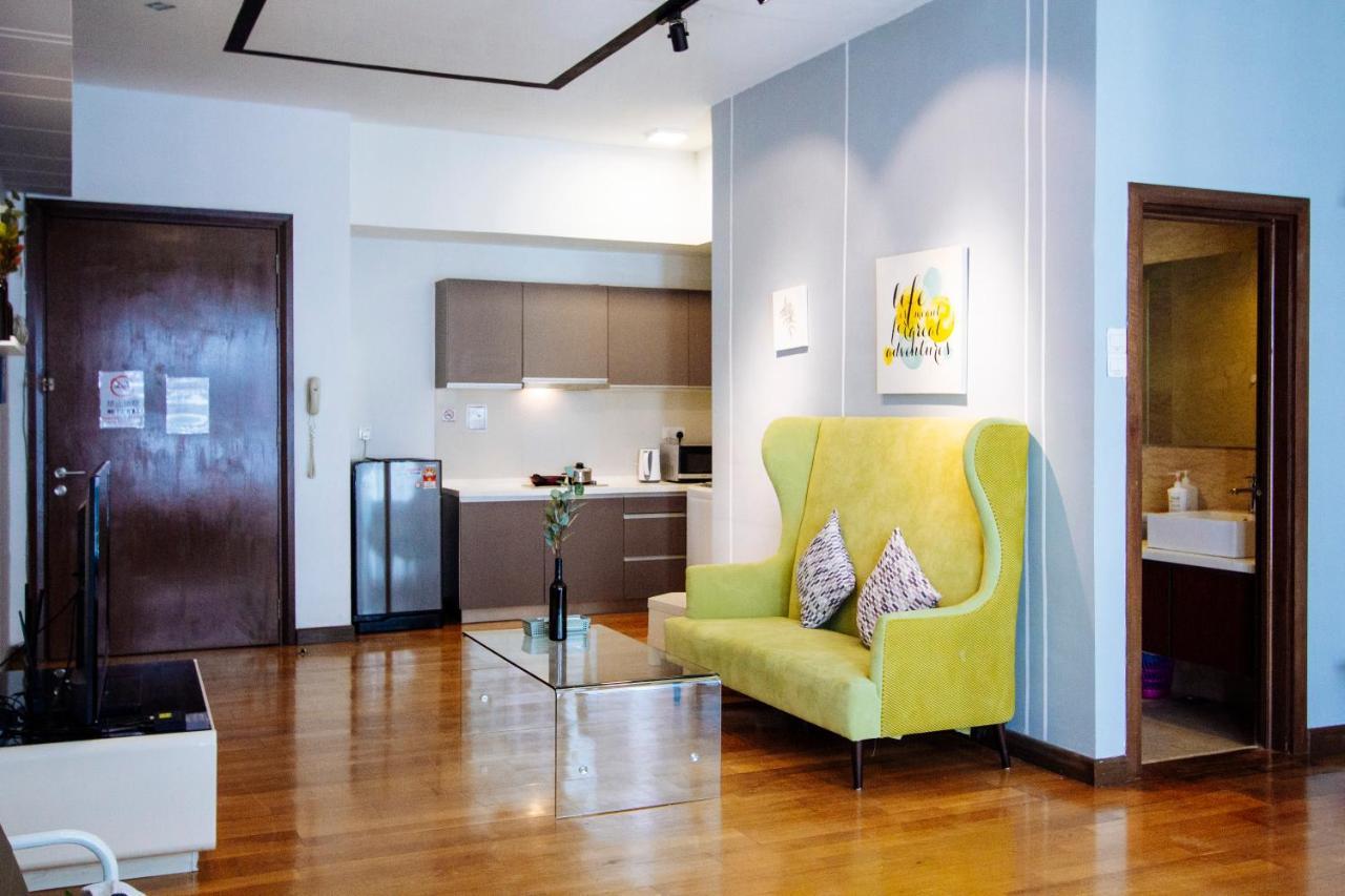 Regalia Residence The Sky Pool Suite Kuala Lumpur Bagian luar foto