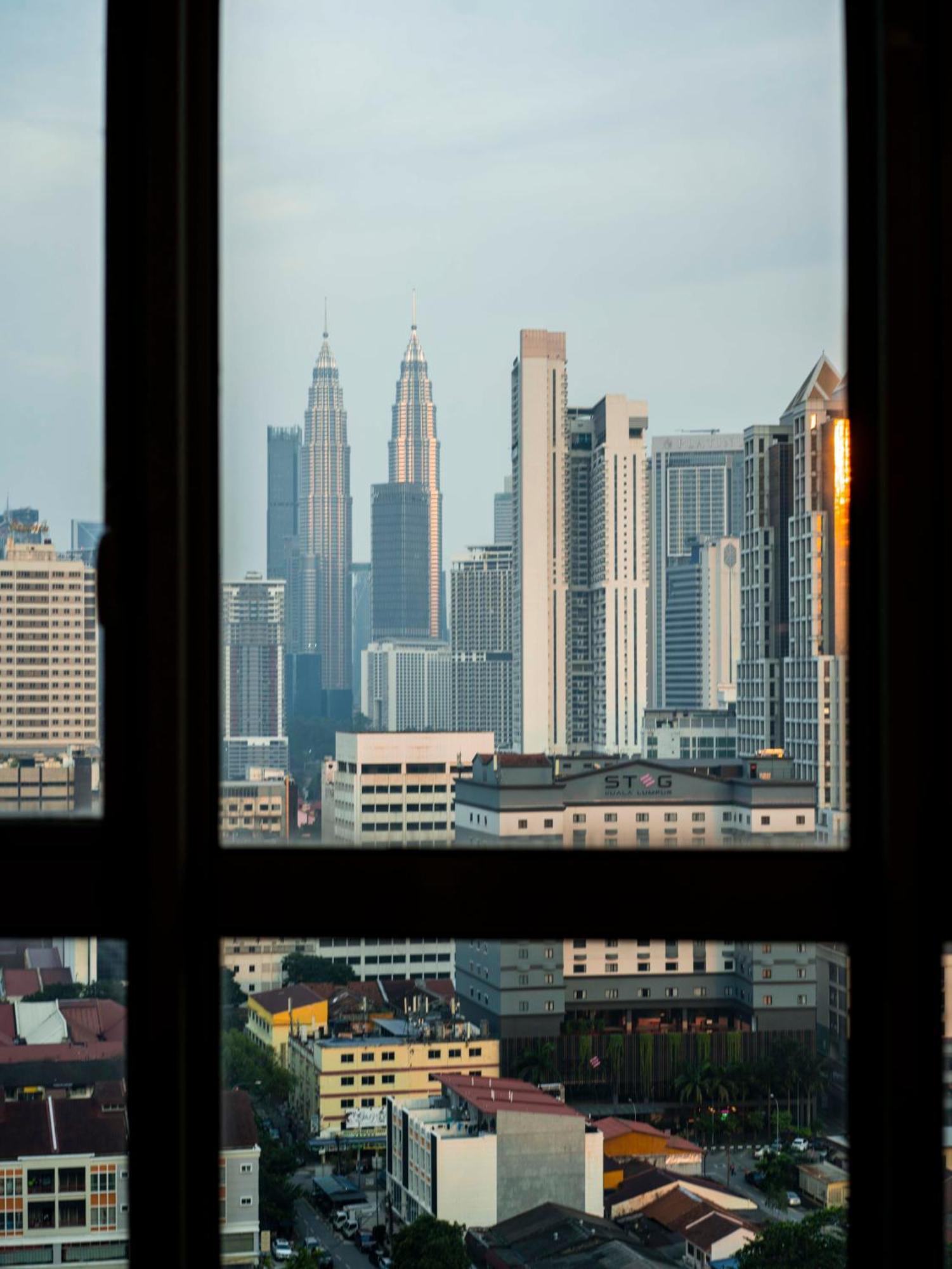 Regalia Residence The Sky Pool Suite Kuala Lumpur Bagian luar foto