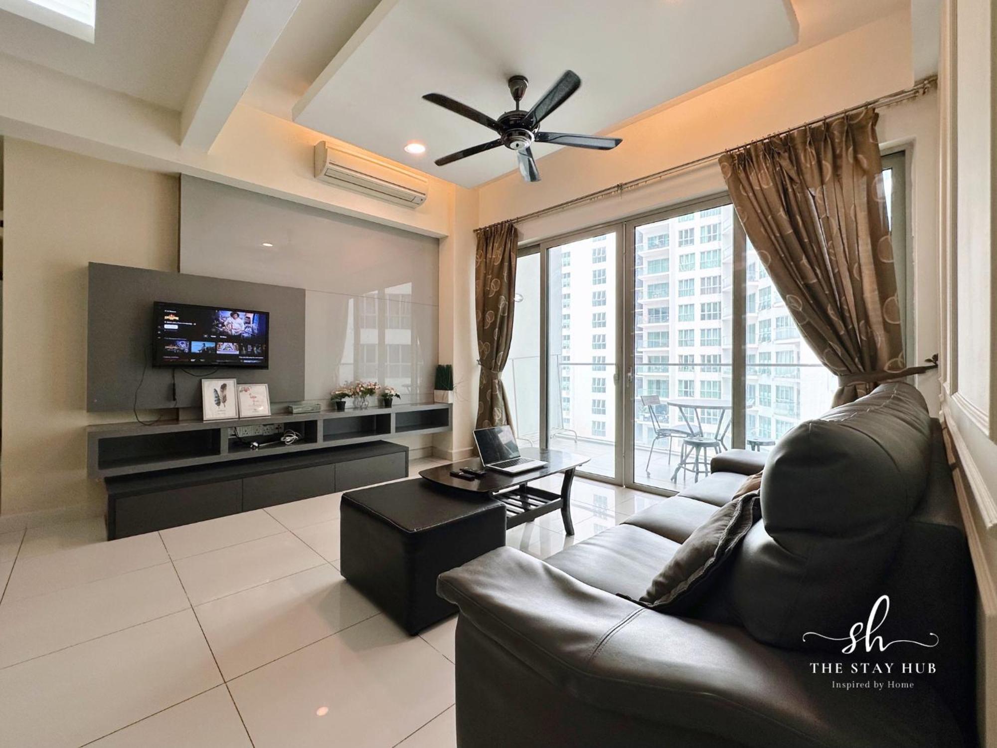 Regalia Residence The Sky Pool Suite Kuala Lumpur Bagian luar foto